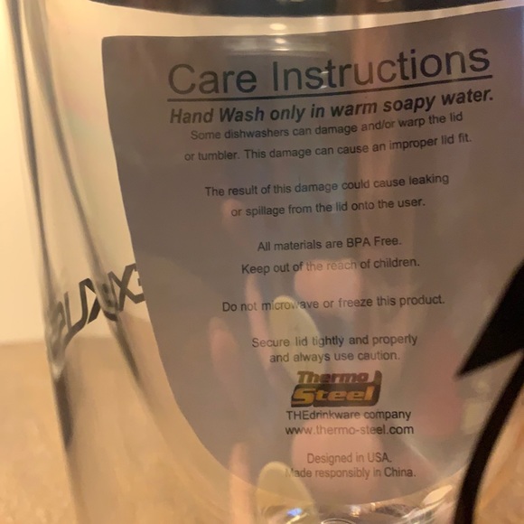 Cleveland Cavaliers Double Insulated Wine Tumbler - Picture 6 of 6